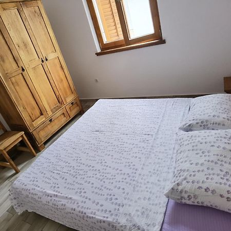 Holiday Homes Sintija Kampor 外观 照片