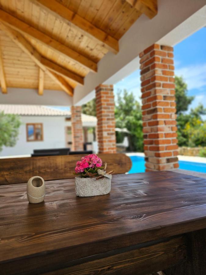 Holiday Homes Sintija Kampor 外观 照片