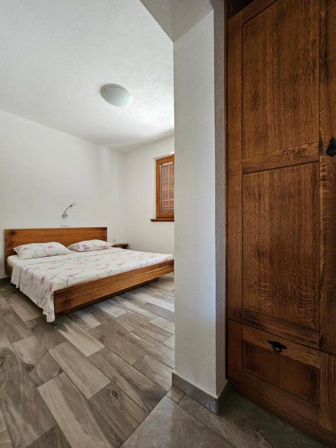 Holiday Homes Sintija Kampor 外观 照片
