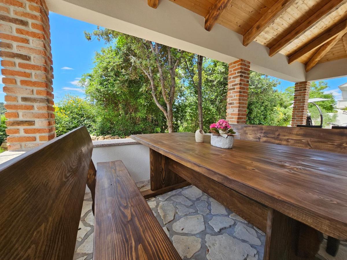 Holiday Homes Sintija Kampor 外观 照片